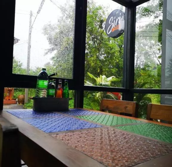 پانسیون Siri Guesthouse @ Surat Thani