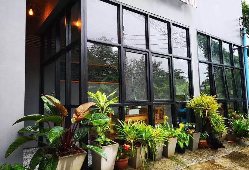 پانسیون Siri Guesthouse @ Surat Thani