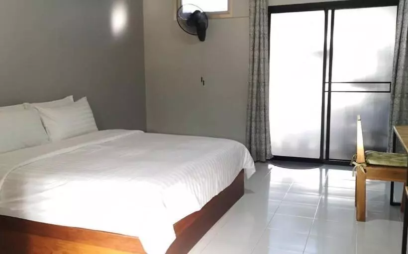 پانسیون Siri Guesthouse @ Surat Thani