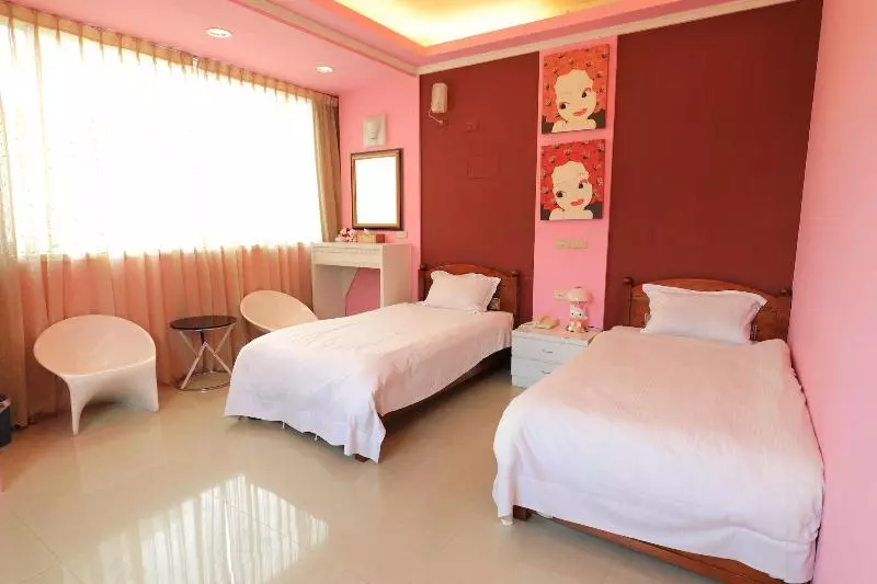 تختخواب و صبحانه Lin Ju Homestay