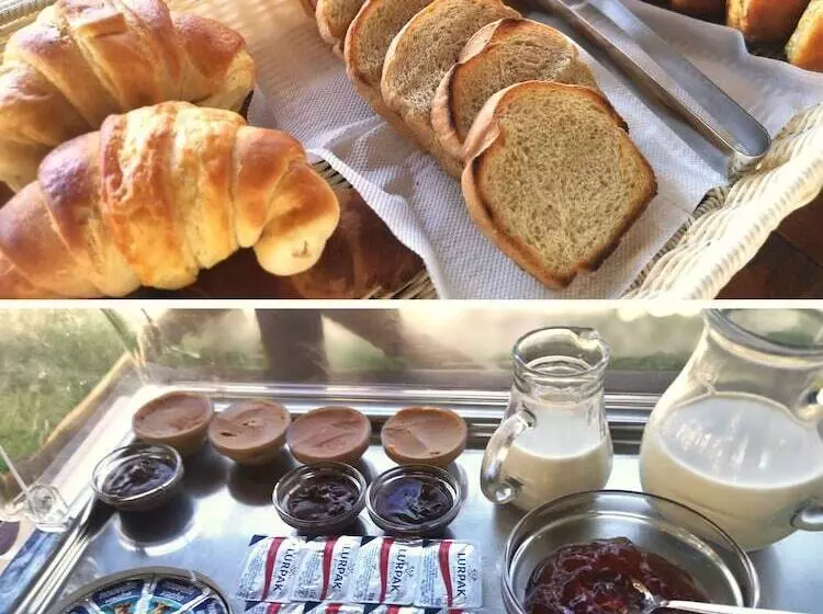 Aamiaismajoitus (B&B) Moonshine Villa