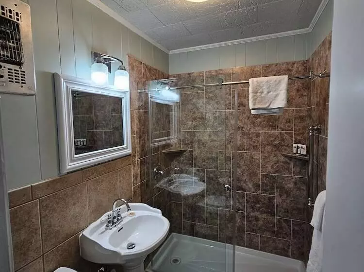 Hostelli Island Motel Obx