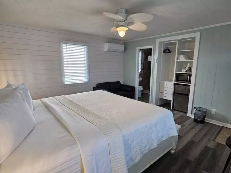 Hostelli Island Motel Obx