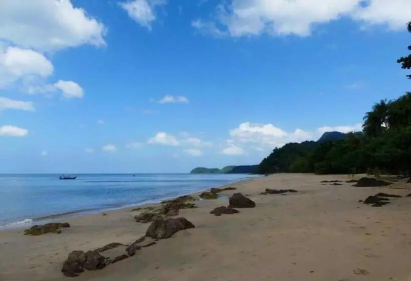 Hotelli Good Morning Bungalow