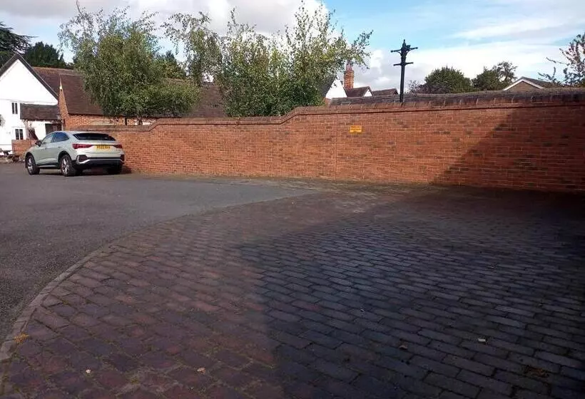 Hotelli The Hardinge Arms