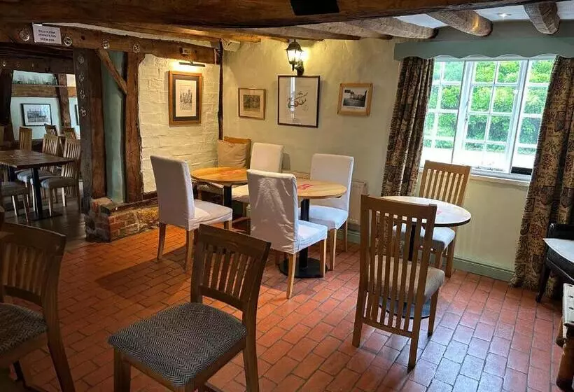 Hotelli The Hardinge Arms