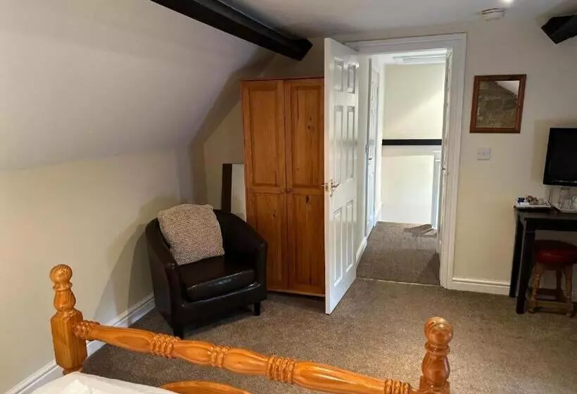 Hotelli The Hardinge Arms