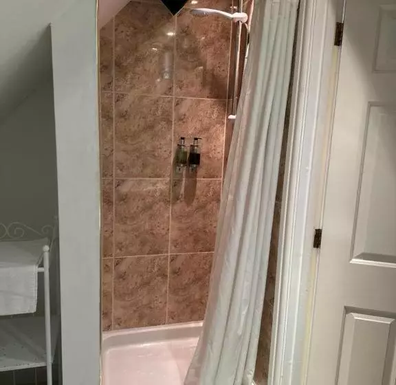 Hotelli The Hardinge Arms