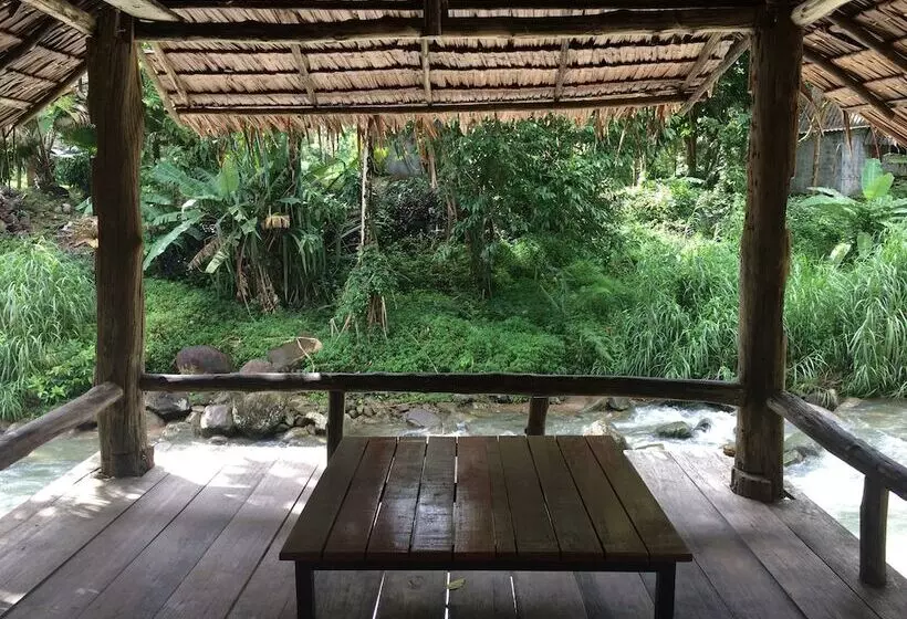 ホテル Thip Thara Resort And Adventure Camp
