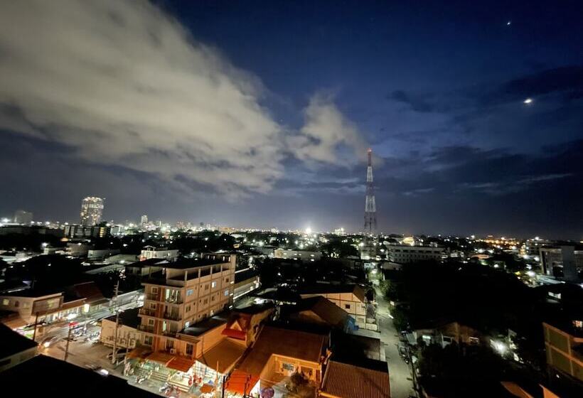 בית מלון כפרי Ton Aoi Grand