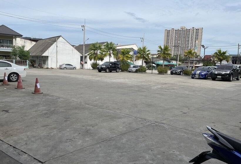 בית מלון כפרי Ton Aoi Grand