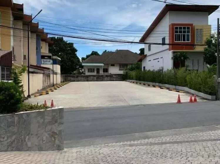 Hotelli Ton Aoi Grand