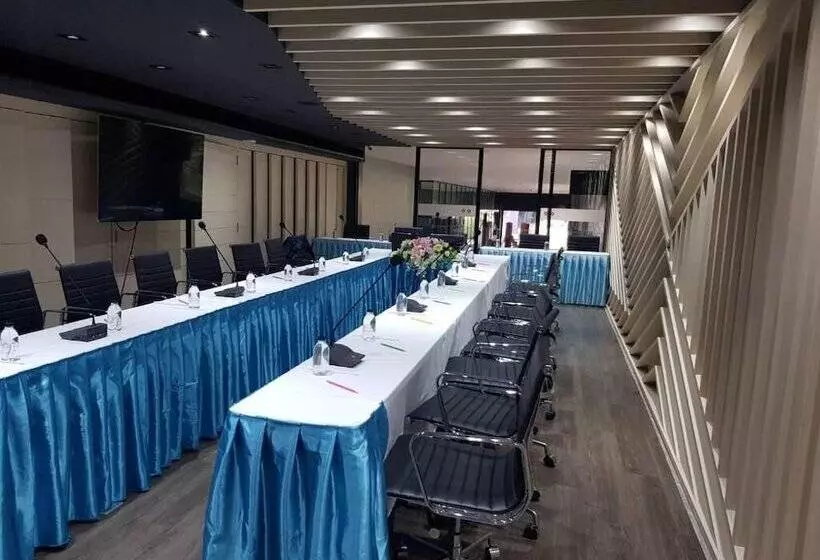 Hotelli Ton Aoi Grand