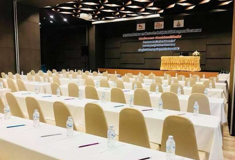 בית מלון כפרי Ton Aoi Grand