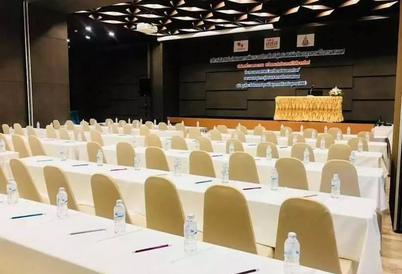 Hotelli Ton Aoi Grand