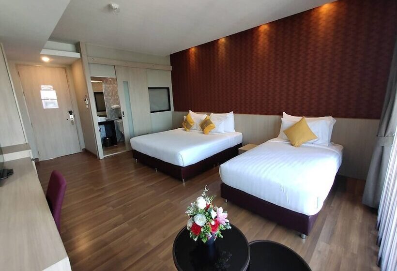 בית מלון כפרי Ton Aoi Grand