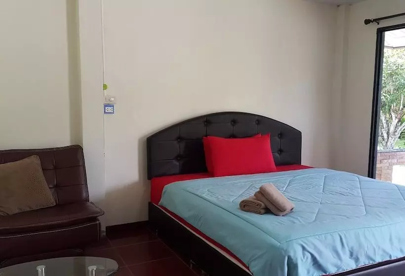 پانسیون Promtawan Resort