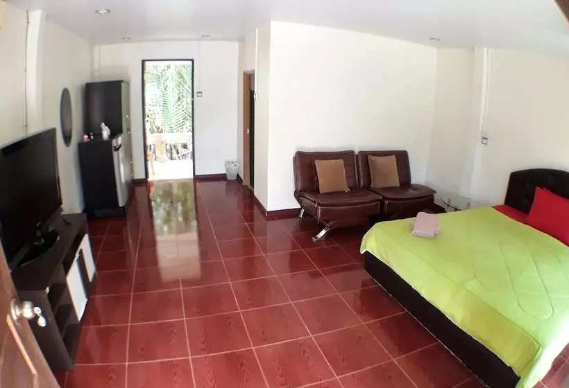 پانسیون Promtawan Resort