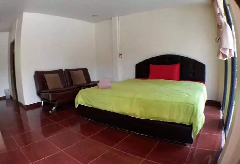 پانسیون Promtawan Resort