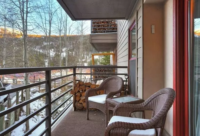 204 Snowdance Manor By Redawning