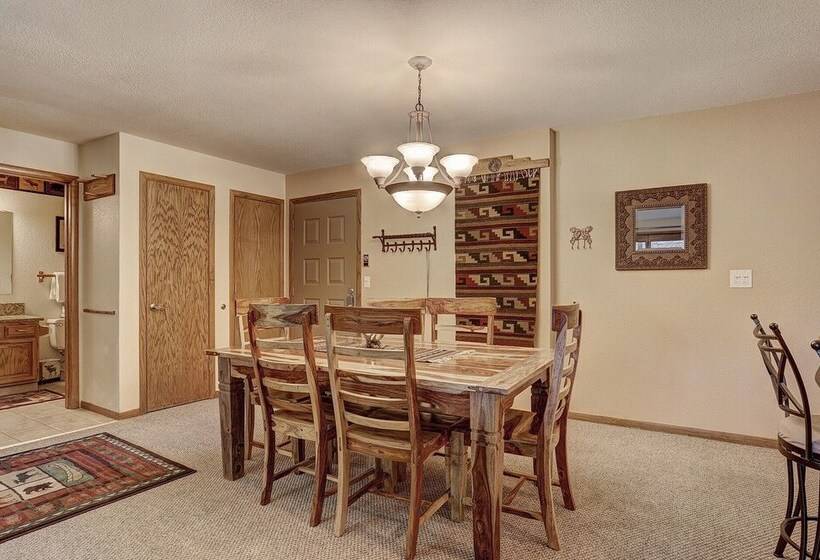 204 Snowdance Manor By Redawning