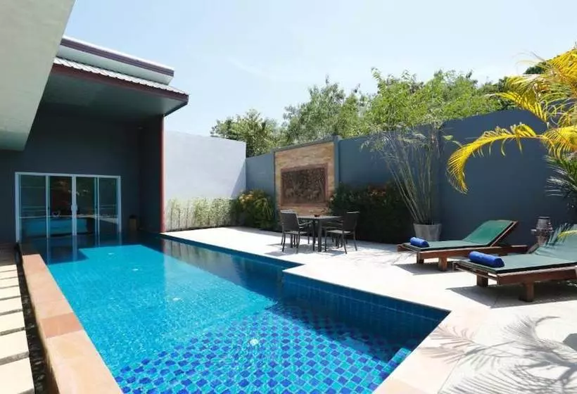Sudee Villa