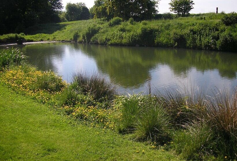 Bed and Breakfast Balhousie Farm