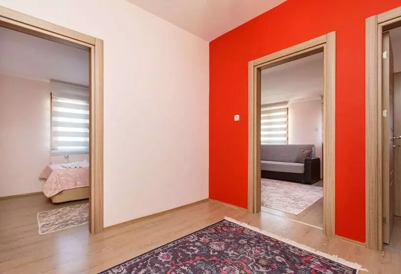 Guven Suite House
