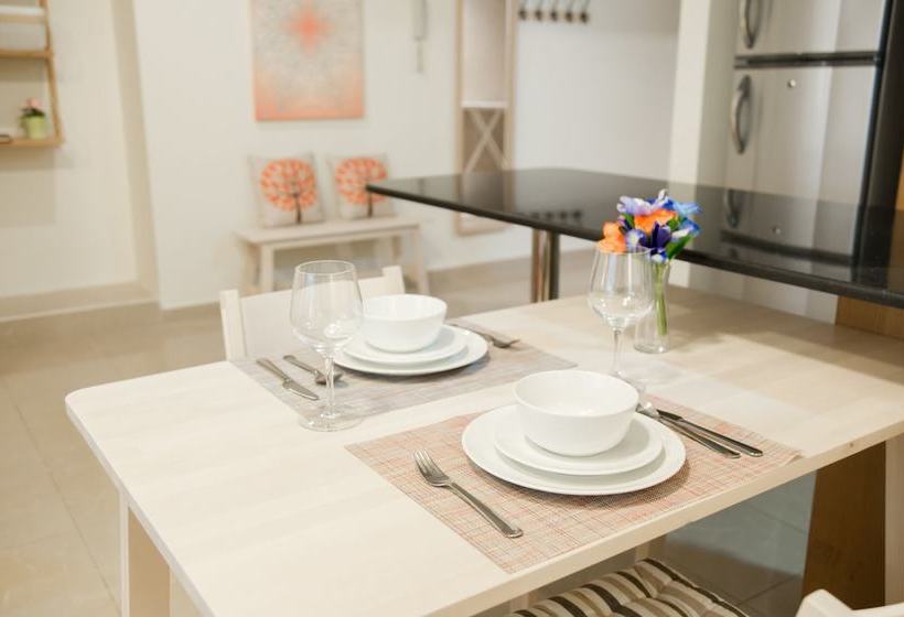 Higuests Vacation Homes Marina Crown