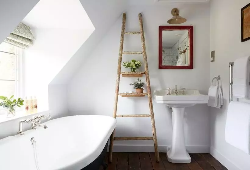 簡易ホテル Artist Residence Oxfordshire