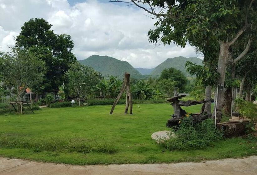 酒店 Baan Alisa Bed And Breakfast