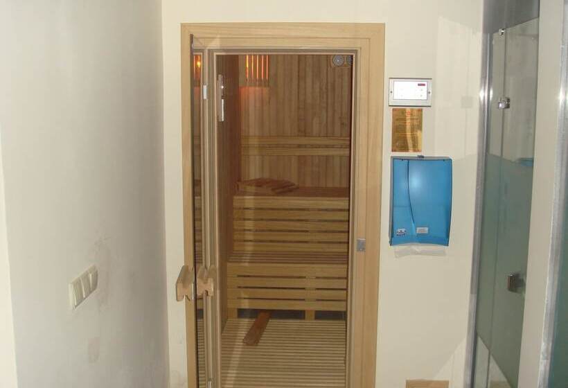 בית מלון כפרי Cetin