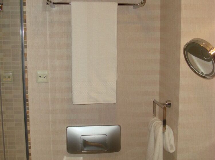 בית מלון כפרי Cetin