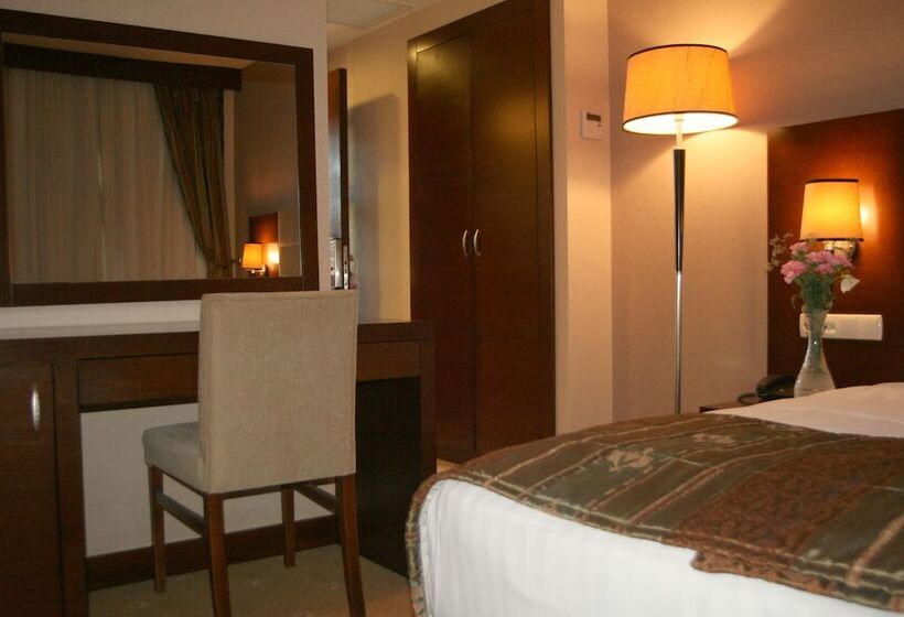 בית מלון כפרי Cetin