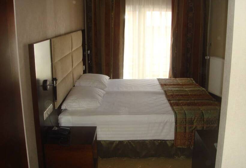 בית מלון כפרי Cetin