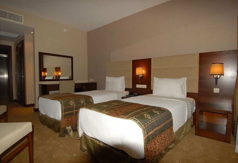 בית מלון כפרי Cetin