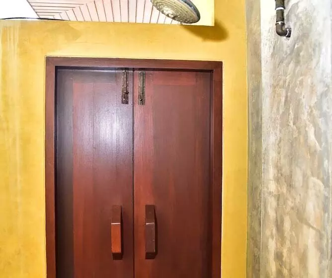 ホテル Chaan Mai Hom