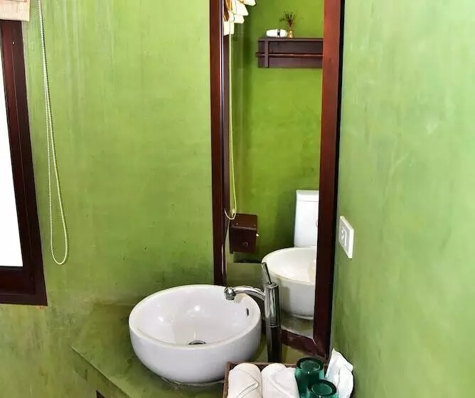 ホテル Chaan Mai Hom