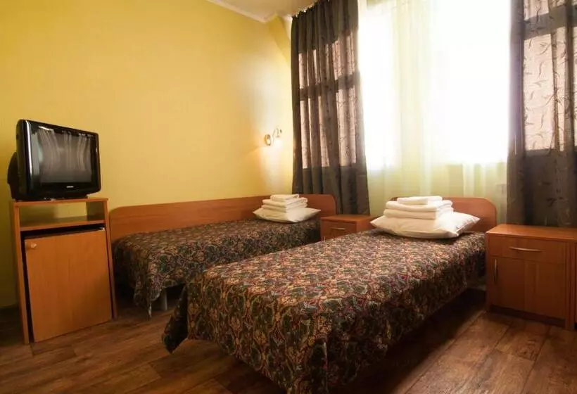 Mini Hotel On Geroiv Energetykiv Street 18