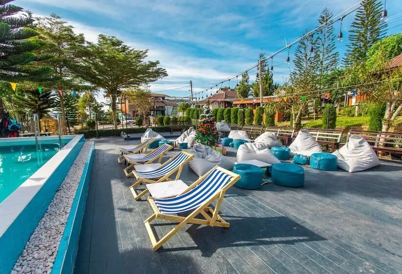 Hotelli Mossview Resort
