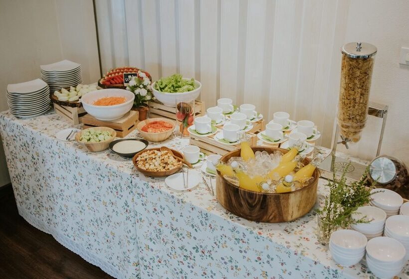 هتل Mossview Resort