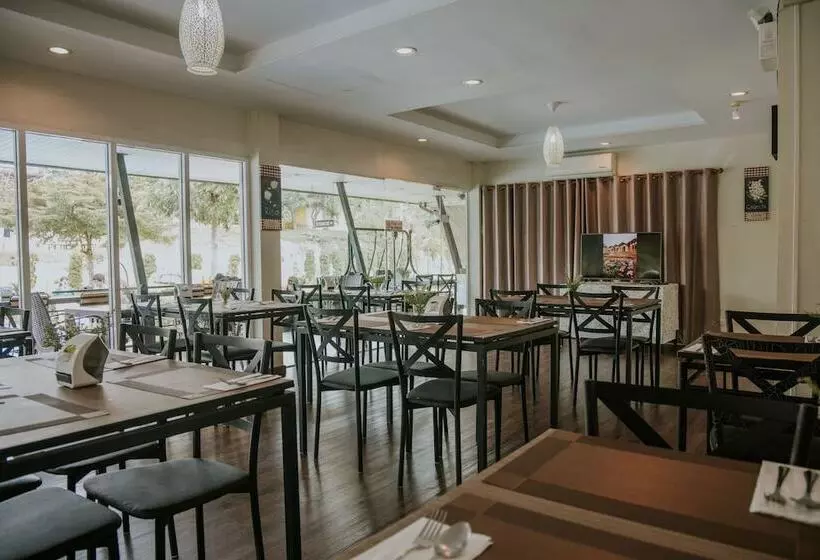Hotelli Mossview Resort