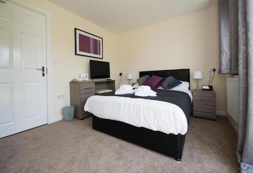 6bedroom Contractor House With 6 Bathrooms, Free Wifi And Parking  Kennedy House By Your Lettings Pe