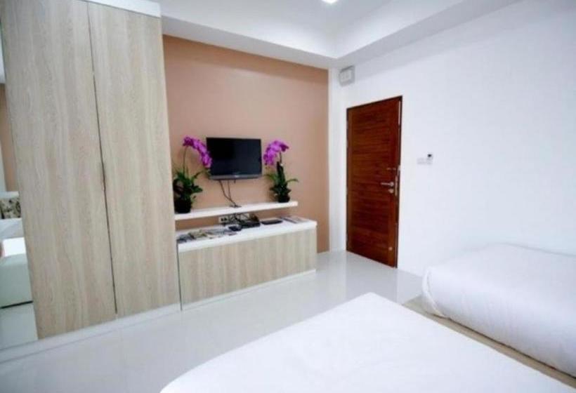 Pension S5 Residence And Cafe