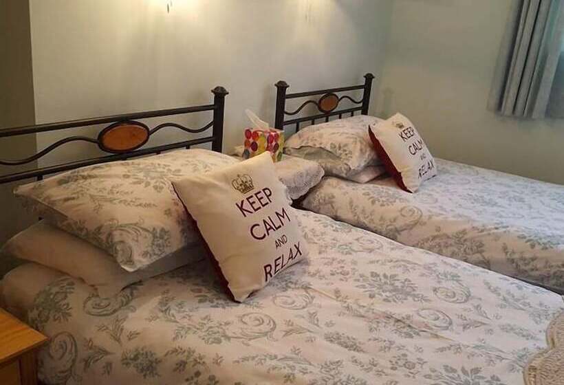 ペンション White Guest House