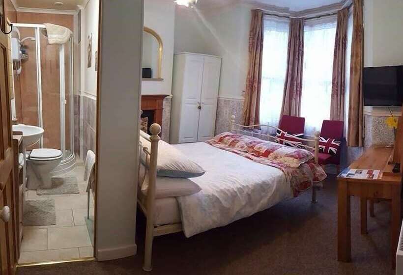 ペンション White Guest House