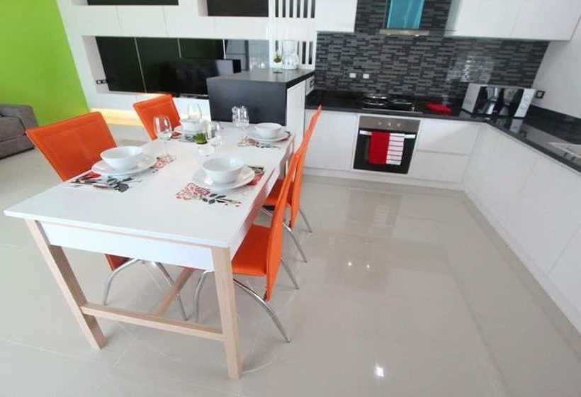 호텔 Dwell At Chalong Hill