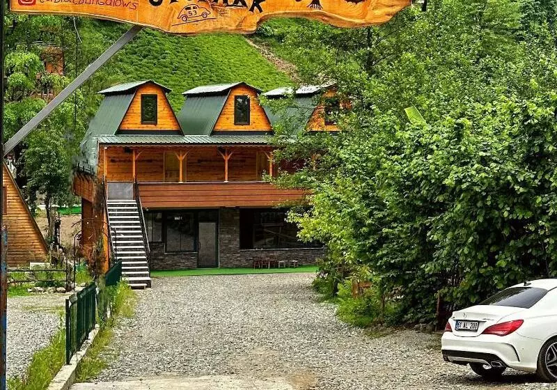 Hotelli Lotus çamlıhemşin Suit & Bungalov