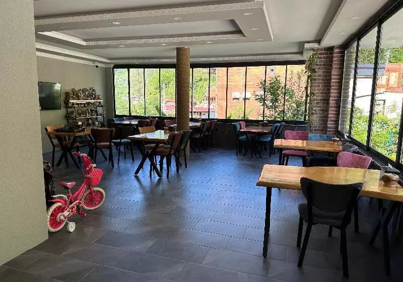 Hotelli Lotus çamlıhemşin Suit & Bungalov