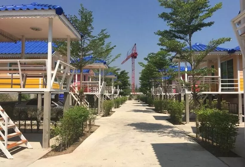 Hotel Rainbow House
